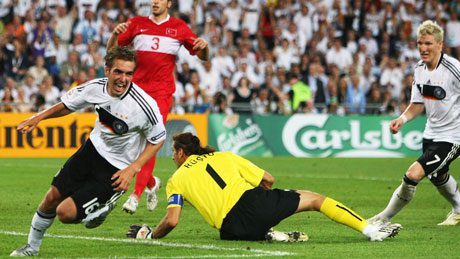 Lahm scores for germany